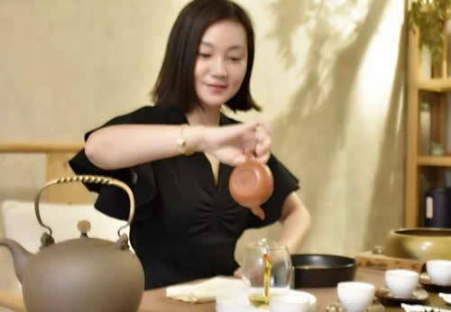 科普深圳品茶喝茶工作室专业靠谱的外卖品质（新视咨询）